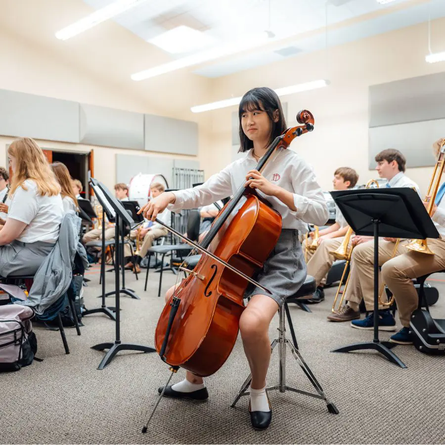 Dunham Student Playing Violin