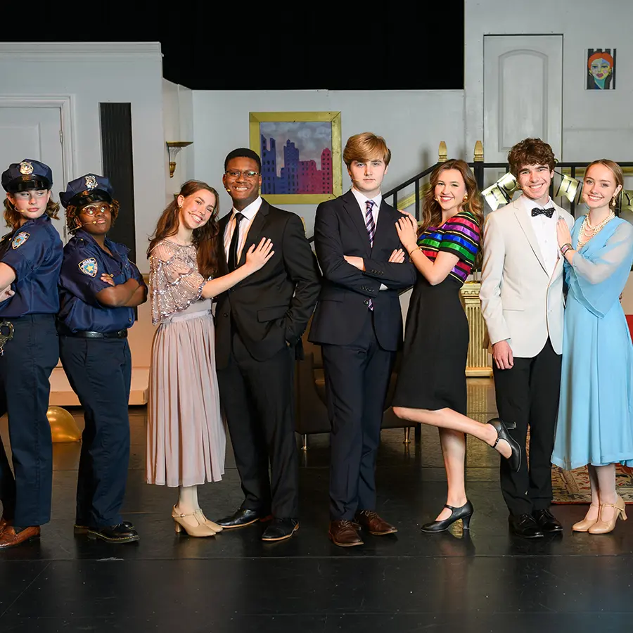 The entire cast of a Dunham upper school play.